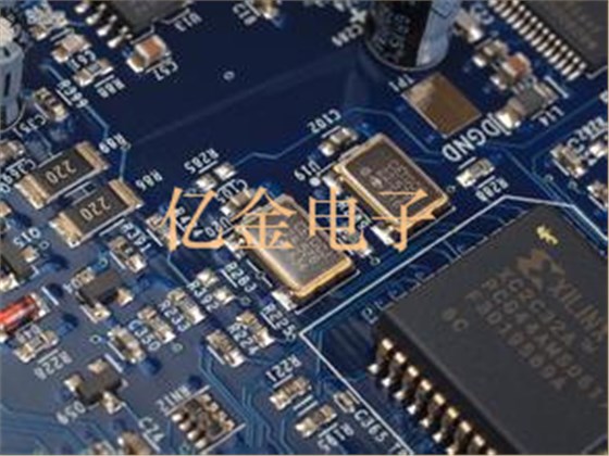 通过智能7Q26003004晶振引领互联技术创新应用